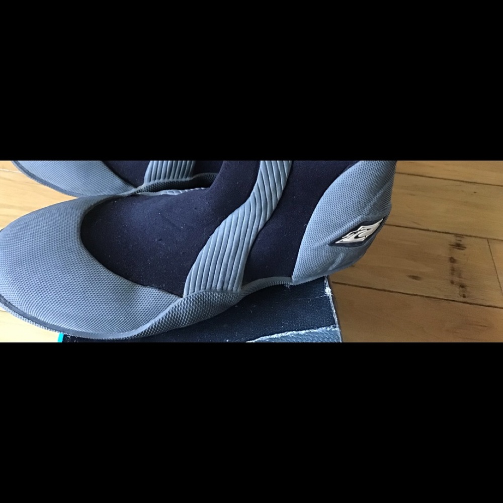 Ripcurl 5 mm Roundtoe Wetsuit Booties Size 7 Men’s